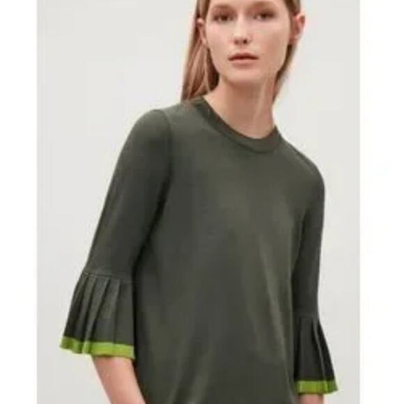 Cos Knitted Sweater Top Womens Medium Olive Green Pleated Sleeves Minimalist - Picture 1 of 11